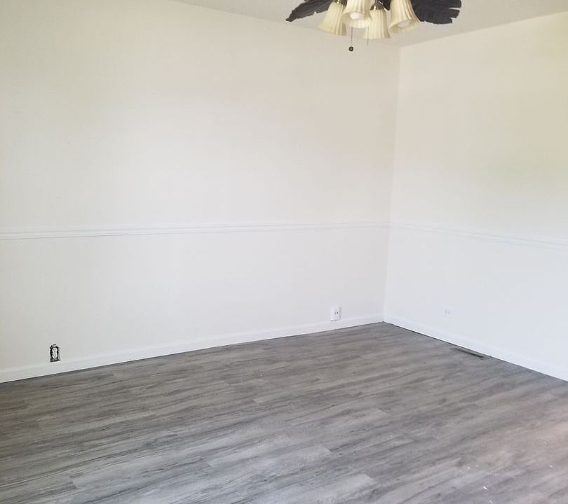 1st image of 8771 Commercial Blvd #F52350442