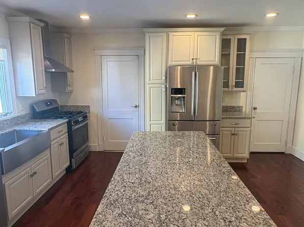 183 Main St #1, Melrose, MA 02176