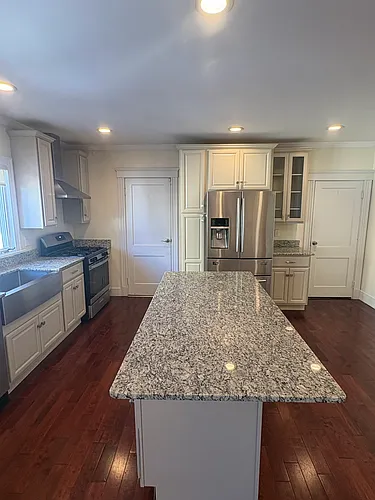 183 Main St #1 Photo 1