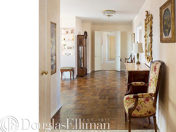 3rd image of 500 E 83rd St APT 21B