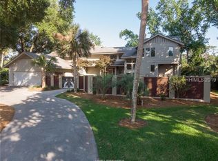 17 Oak Ct, Hilton Head Island, SC 29928