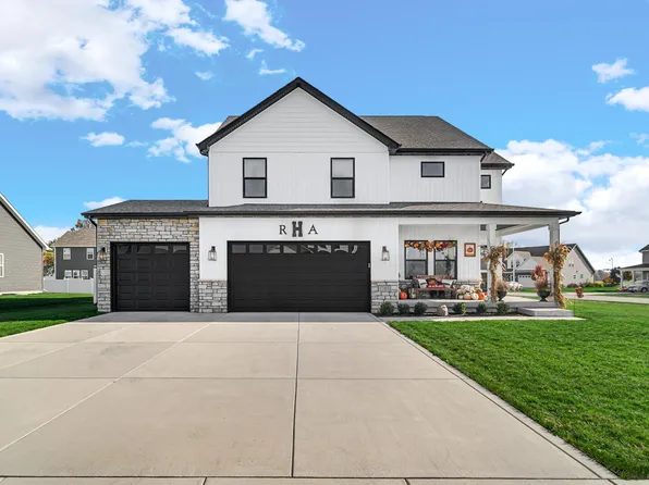 1785 Stellar St, Hobart, IN 46342