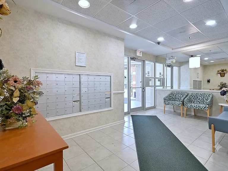 4210 N Natchez Ave #410 — Photo 11