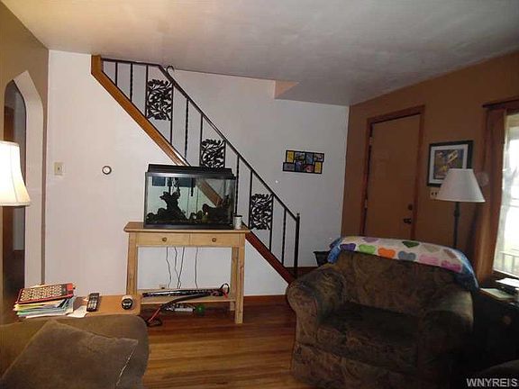 4th image of 3126 Sadlo Dr