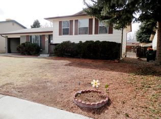 3065 S Holland Ct, Lakewood, CO 80227