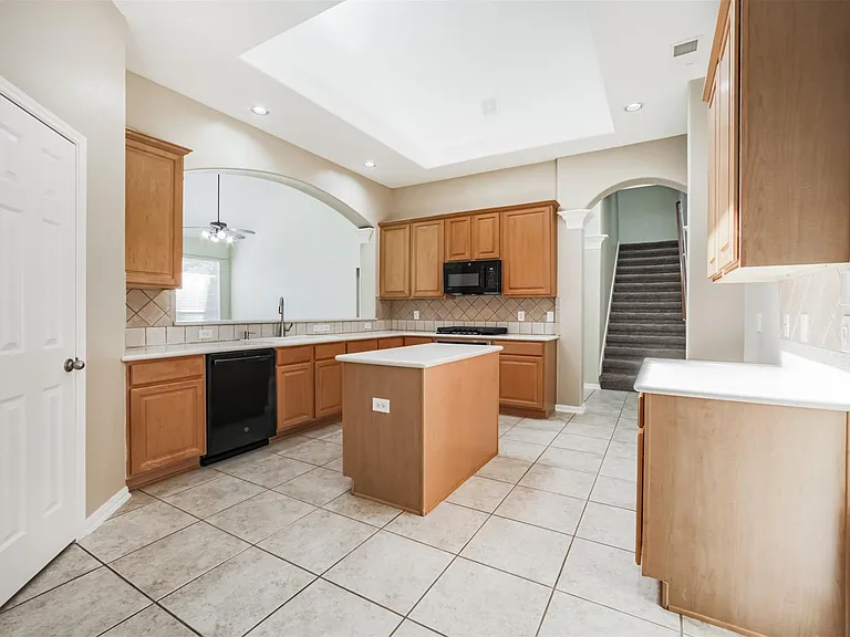 15810 Cypress Hall Dr — Photo 13
