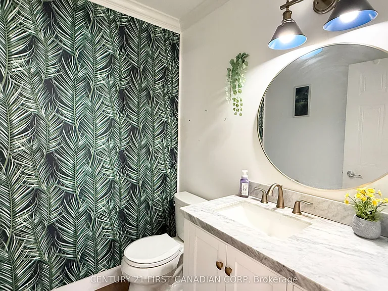 197 Baxter St — Photo 17