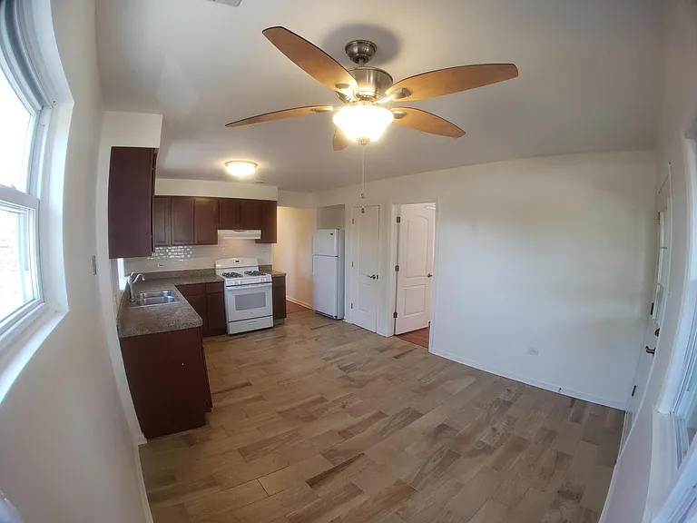 6510 W Higgins Ave #2 — Photo 28