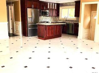 35 Mirin Ave, Roosevelt, NY 11575