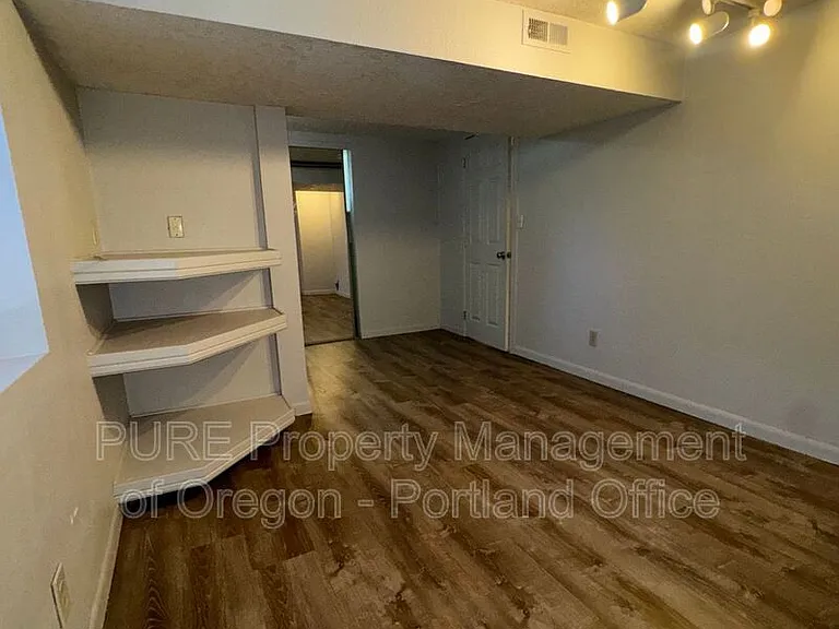 5026 N Harvard St #A — Photo 15