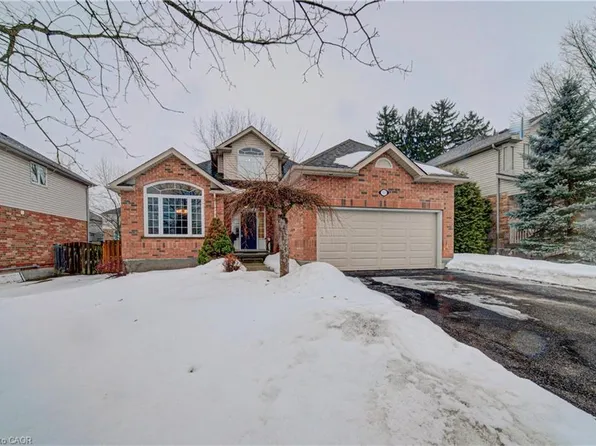 11 Carolinian Ln, Cambridge, ON N1S 5B5