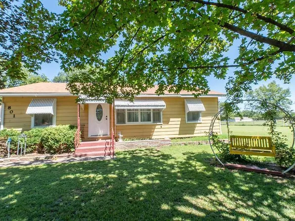 801 S State St, Caney, KS 67333