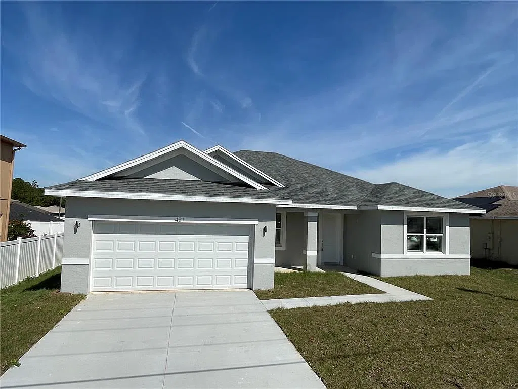 4 bed, 3.0 bath, 1790 sqft, $1,850 — Photo 1
