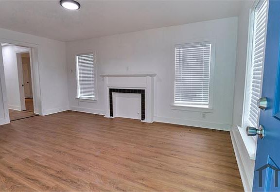 5th image of 1533 10th St #3