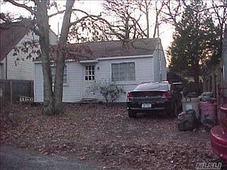 2nd image of 50 Beech St