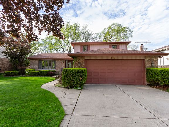 2nd image of 574 Sandpebble Dr