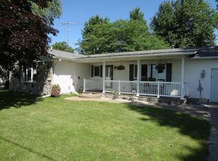 350 E Clark St, Merrill, MI 48637