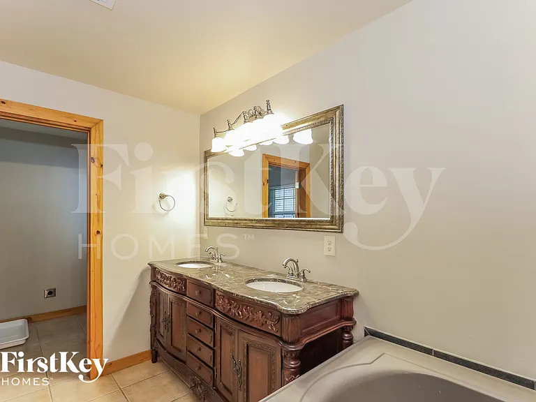 3896 Chattahoochee Dr — Photo 9