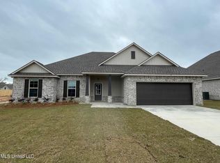 8 Cameron Cv, Long Beach, MS 39560