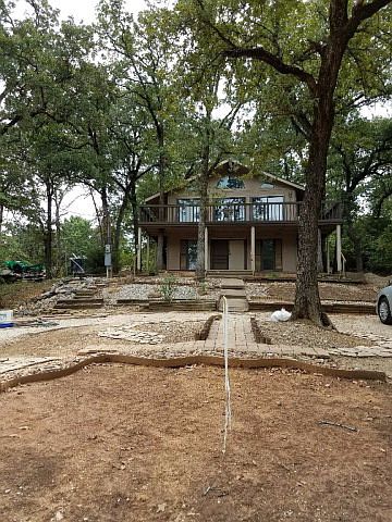 1st image of 819 Oaklanding Cir