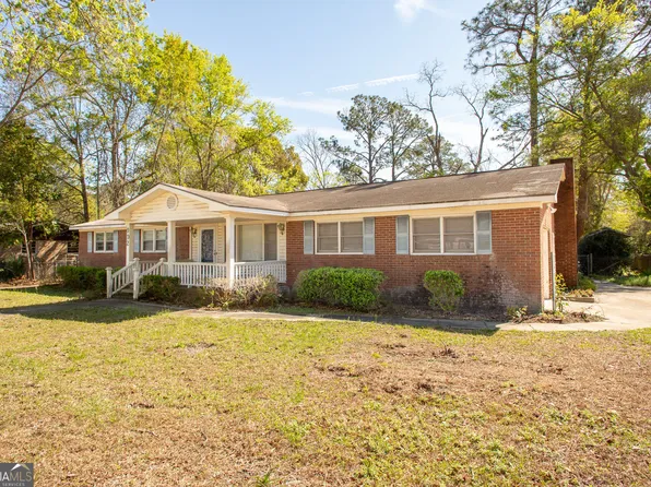 902 Stanton Ave, Waycross, GA 31503