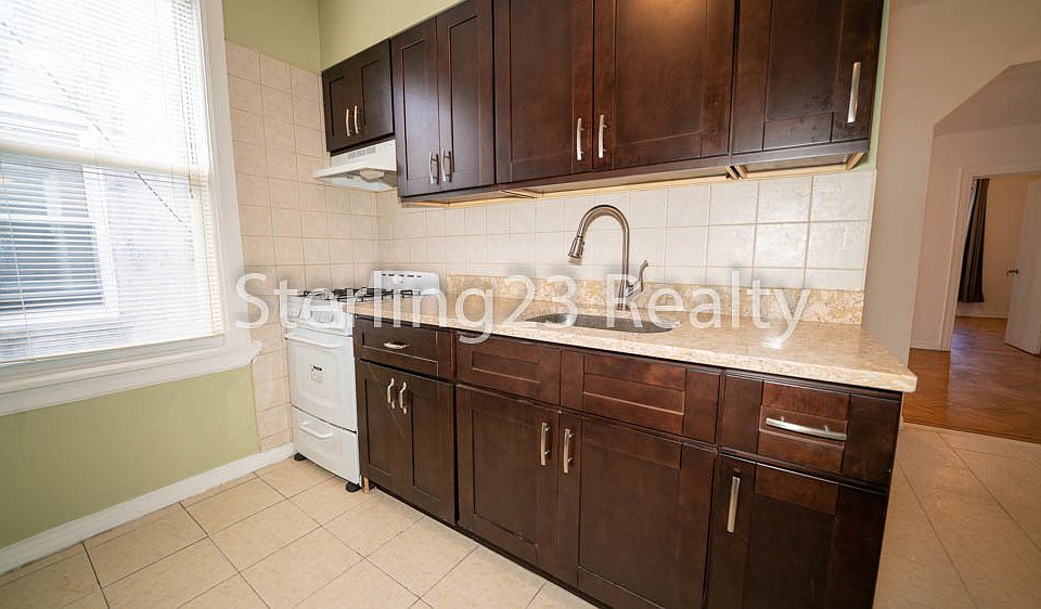 1st image of 24-11 29th St #2G