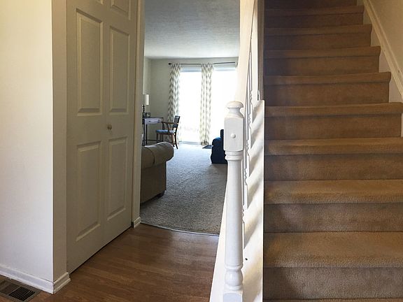 4th image of 761 Twin Oaks Blvd