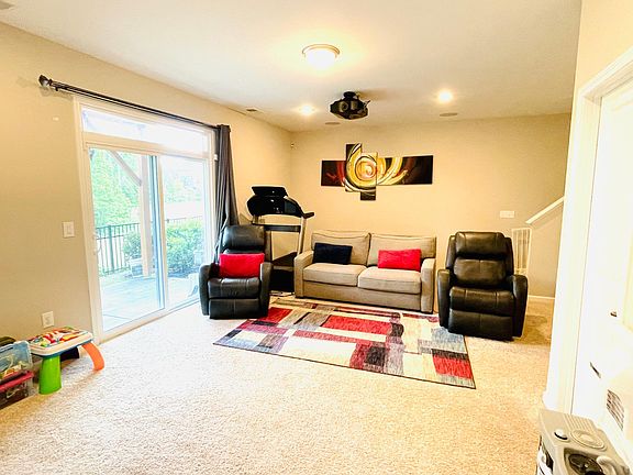 Bonus room with home theater