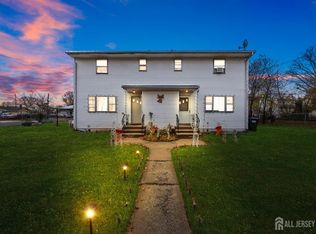 16 Millstone Rd, Somerset, NJ 08873