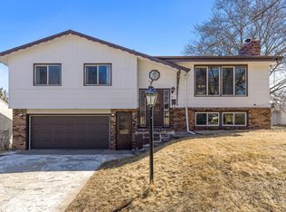 18 Michael St, Saint Paul, MN 55119