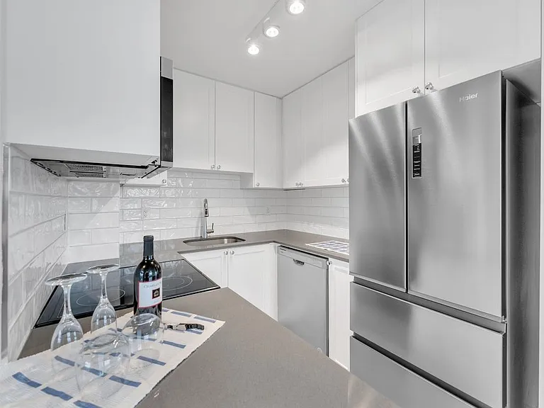 1765 Pendrell St #301 — Photo 9