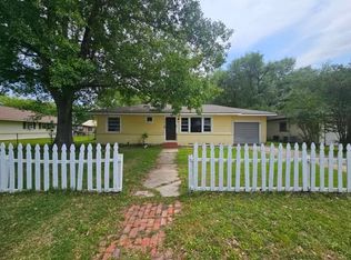 301 Mathilda Dr, Sulphur, LA 70663