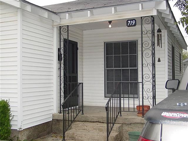 1st image of 719 Hillburn Dr