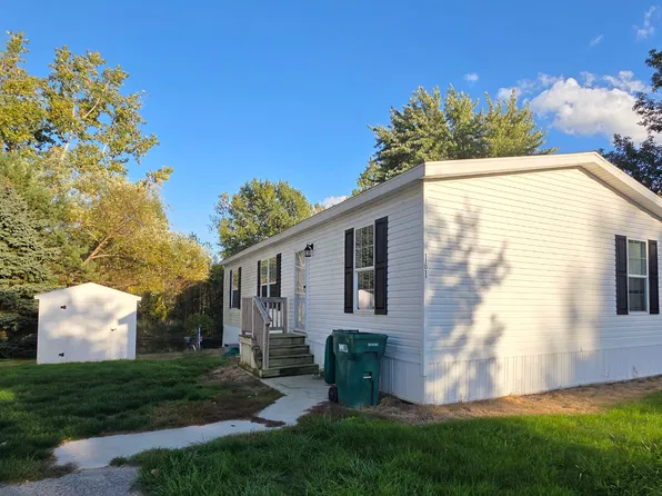 161 Scarlet Oak Ct #161B, Oxford, MI 48371