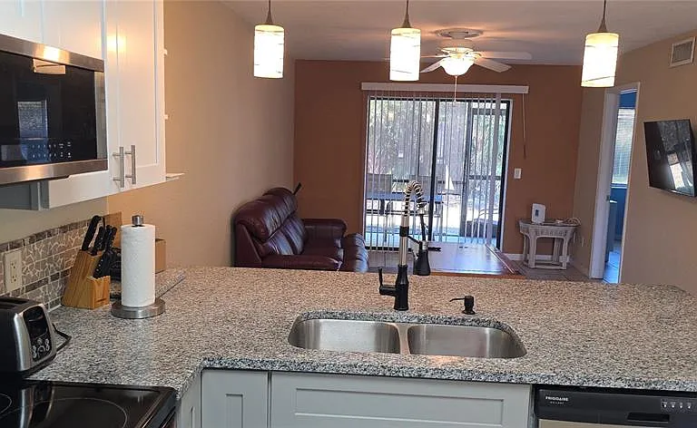 22523 Westchester Blvd #101B — Photo 19