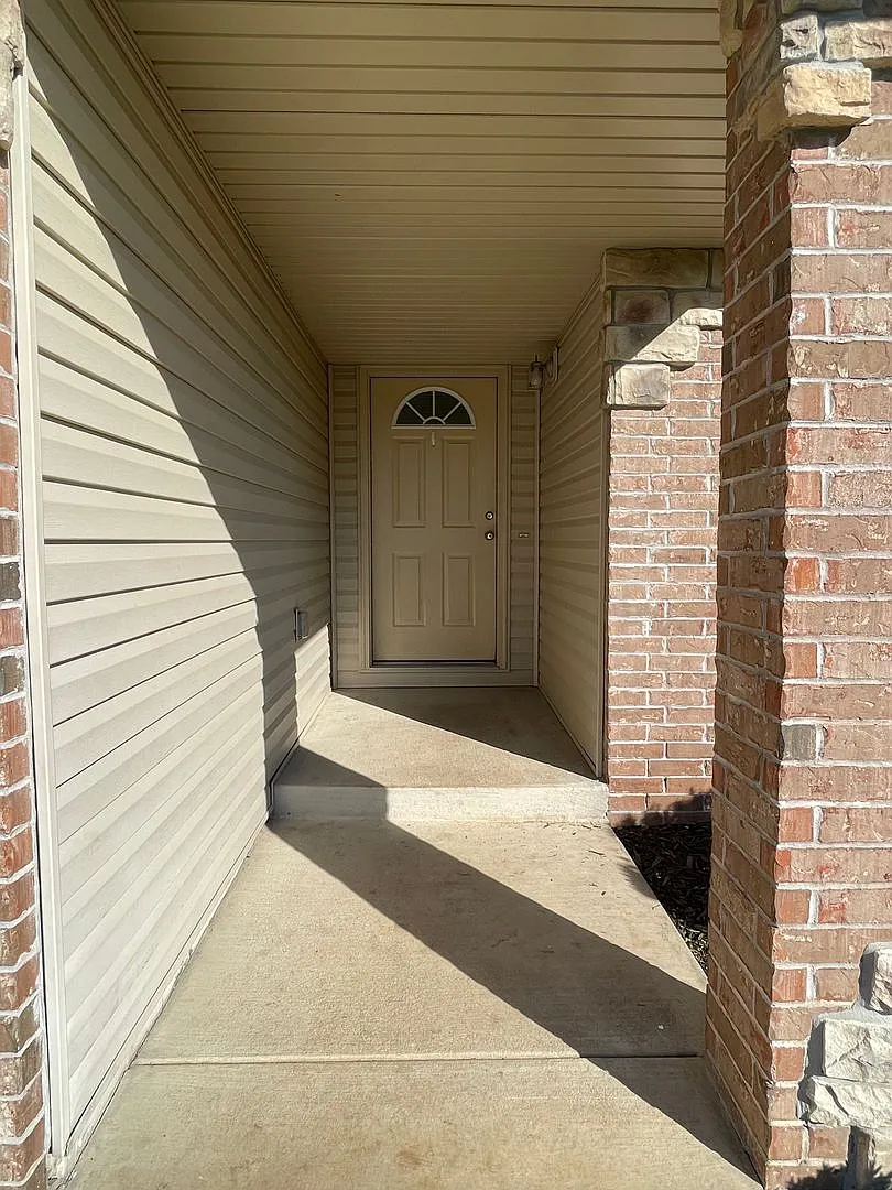 3 bed/2 bath, 1322 sqft home! 217 W Eagle Ln in Willard MO. — Photo 3