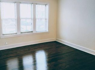 3306 W Hollywood Ave APT 3, Chicago, IL 60659