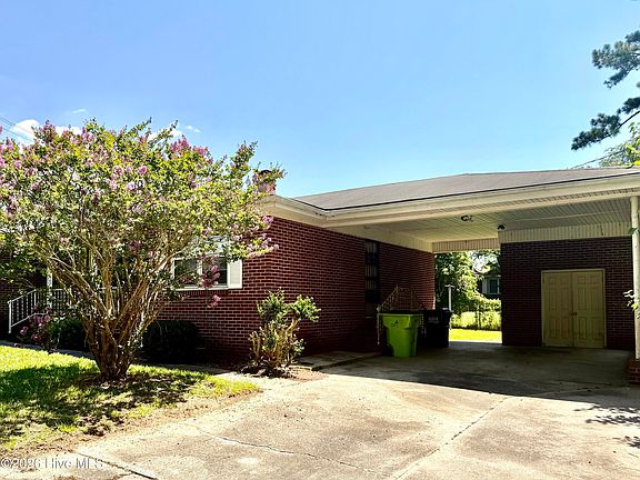 3rd image of 1702 Clark Avenue