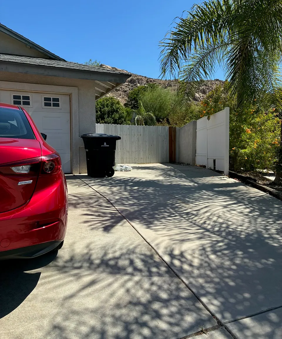 5 bed, 1723 sqft, $3,900 — Photo 2