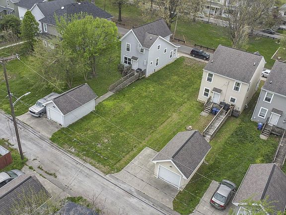 5th image of 46 W Park Ave