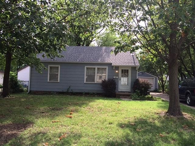 1st image of 727 S Audrey Dr