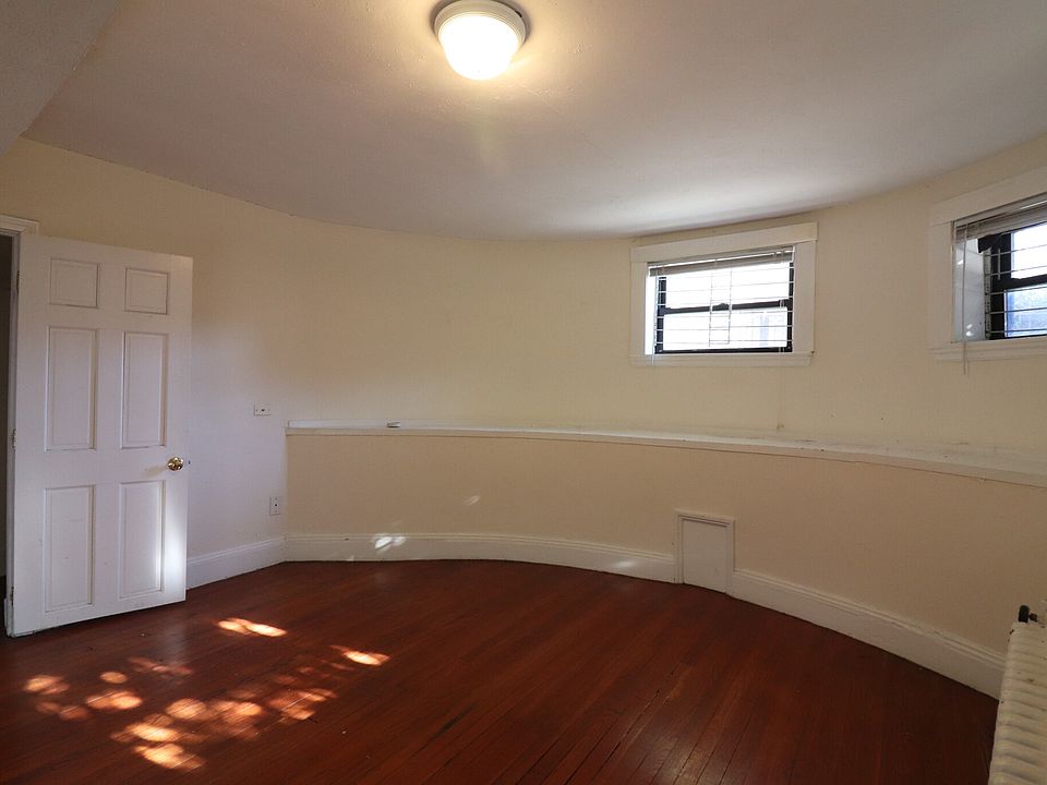 1st image of 1957 Commonwealth Ave APT B3