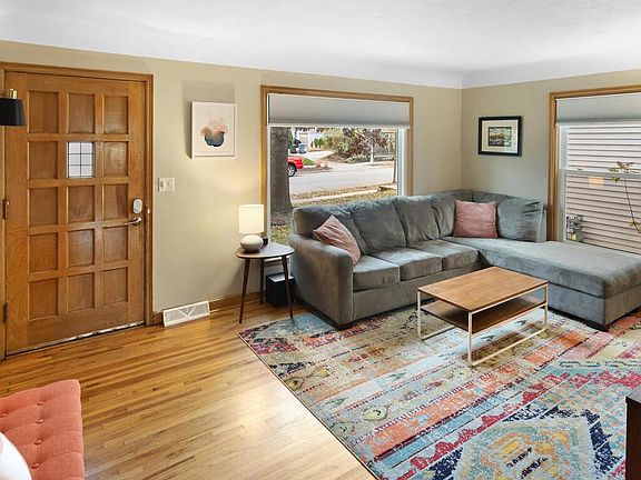 4th image of 5936 Vincent Ave S