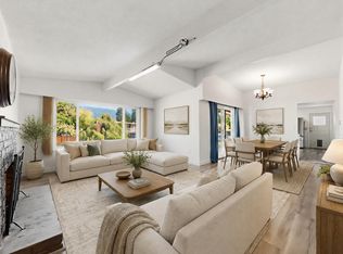1152 Glade Ct, Pt Coquitlam, BC V3B1R5