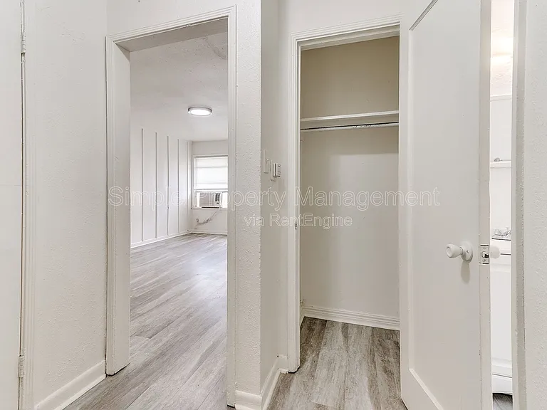 538 E Indian Dr — Photo 11