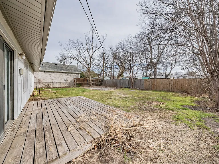 5805 Aton Ave — Photo 35