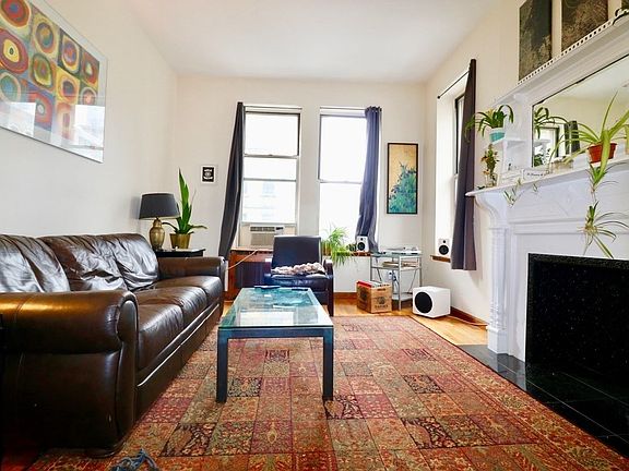 2nd image of 100 W 74th St APT 1N