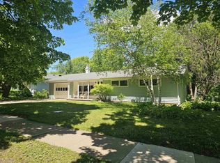4910 Marathon Dr, Madison, WI 53705