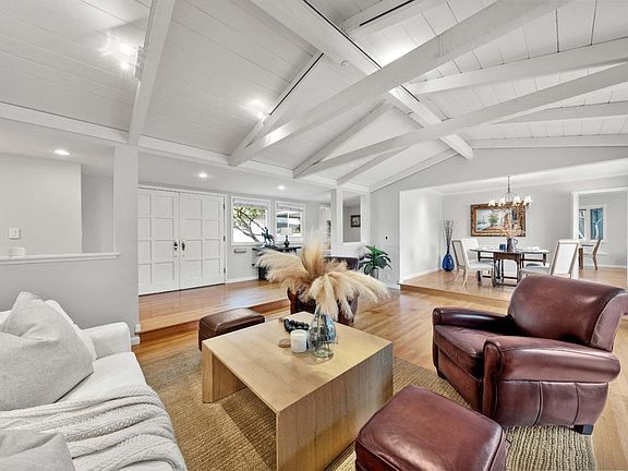 3rd image of 13457 Alder Ct