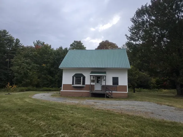 1423 Park Street, Livermore Falls, ME 04254